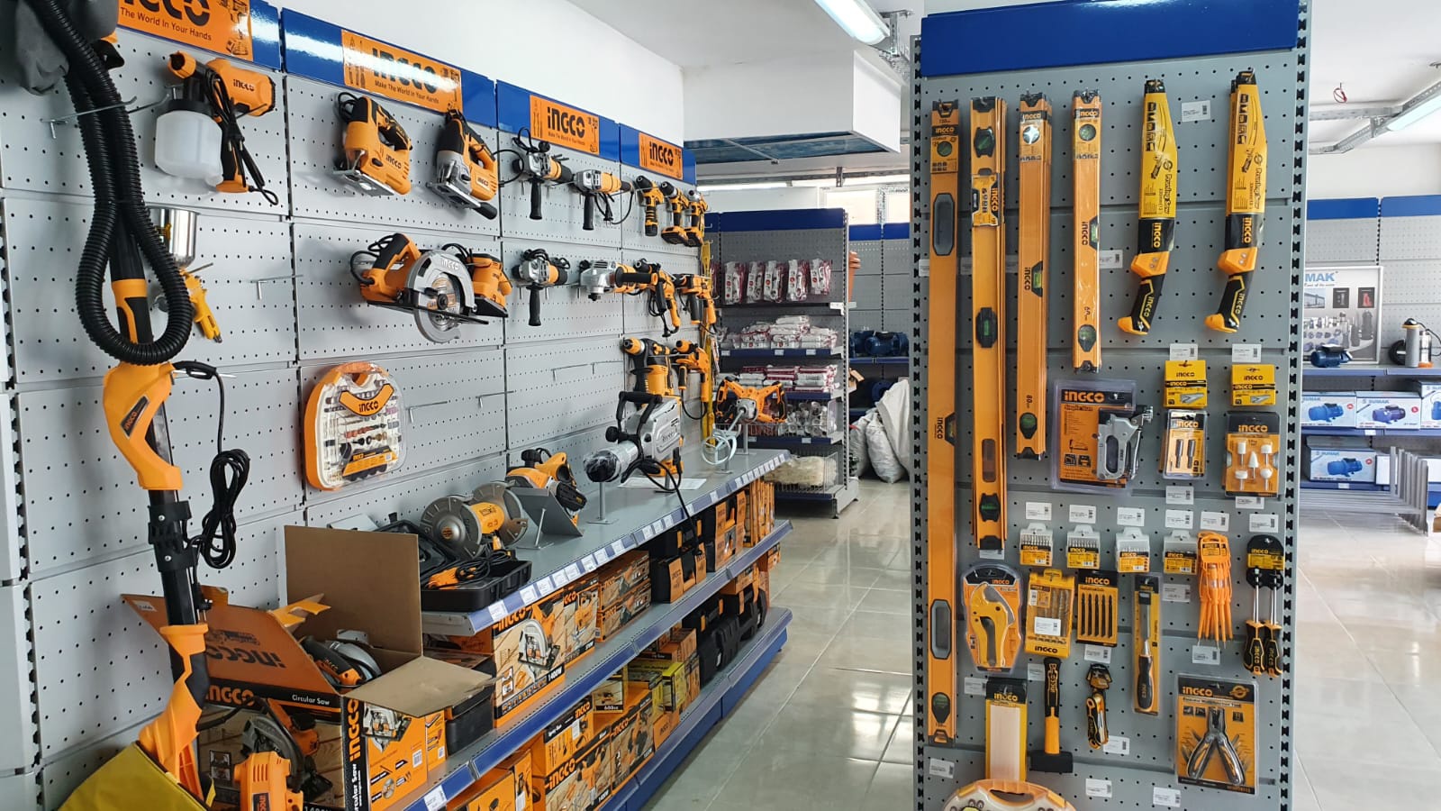 Gümüşhane’nin en büyük yapı marketi açılıyor 7