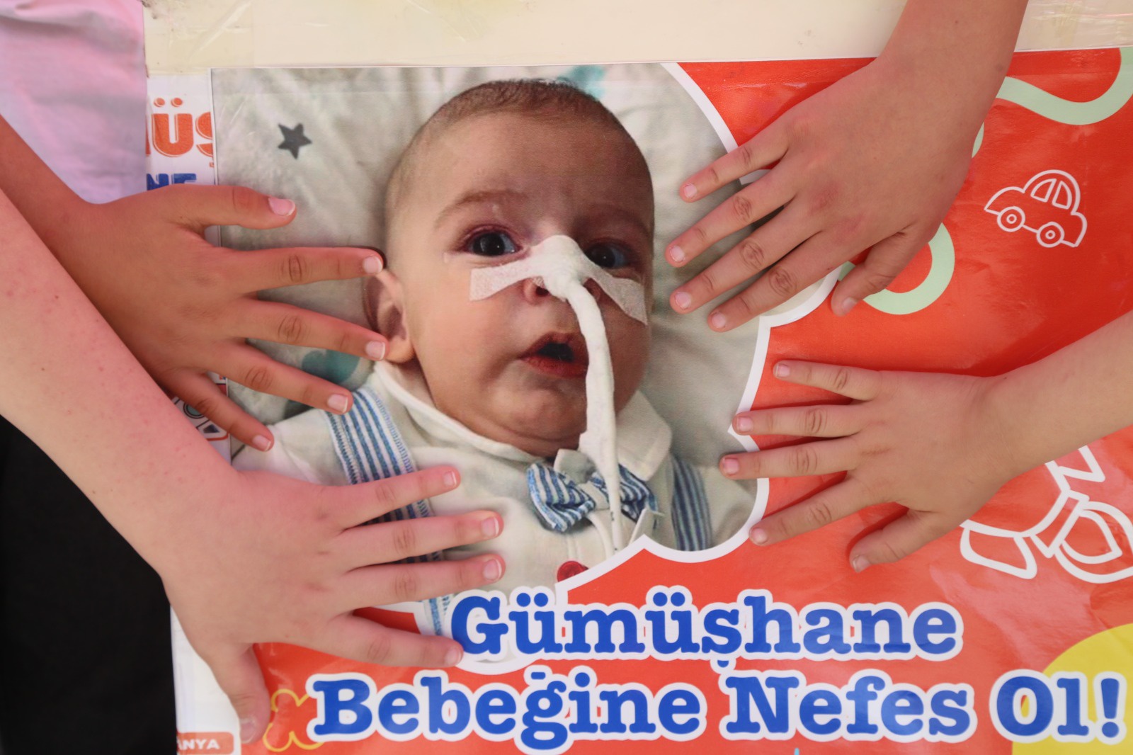 Gönüllü çocuklar Yunus Emre için 3 günde 10 bin TL topladı 5