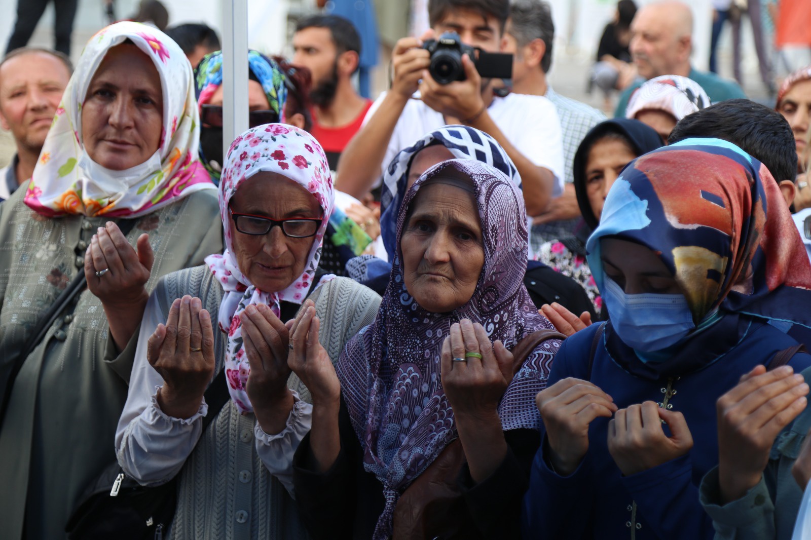 Gümüşhane’de 2 bin kişilik Aşure dağıtıldı 3
