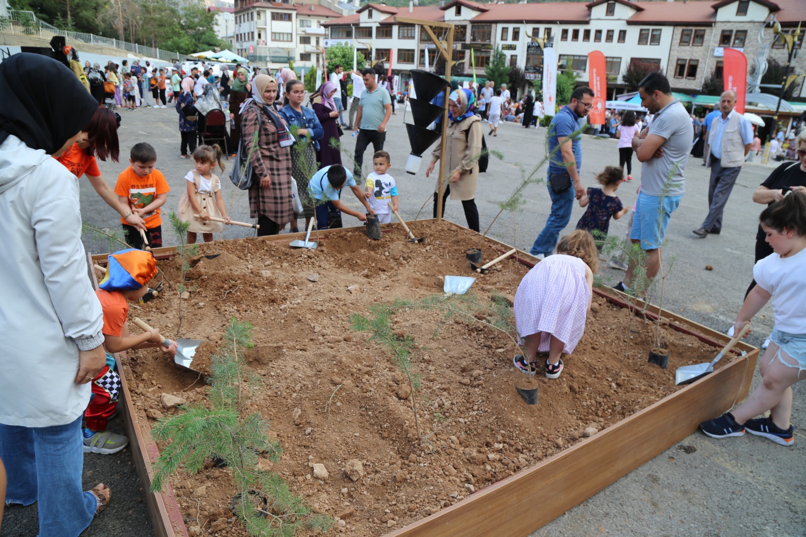 “Yeşil Vatan Tırı” Gümüşhane’de 9