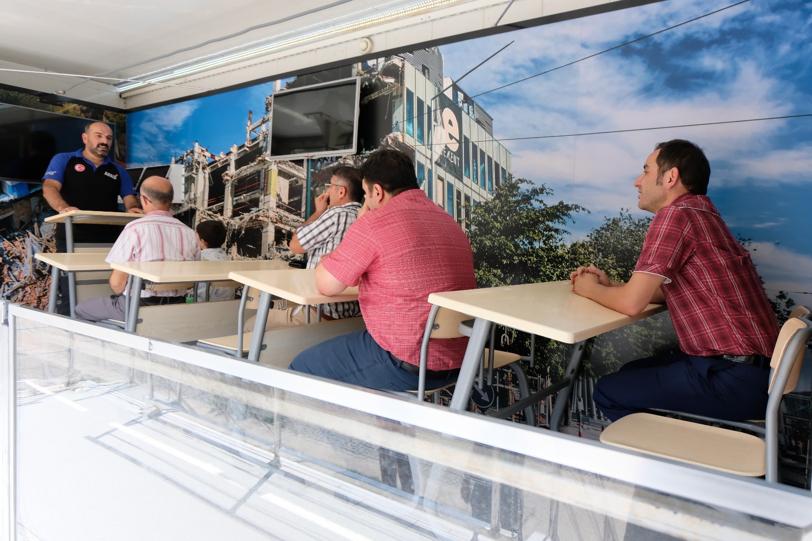 AFAD Simülasyon Tırı Gümüşhane’de 4