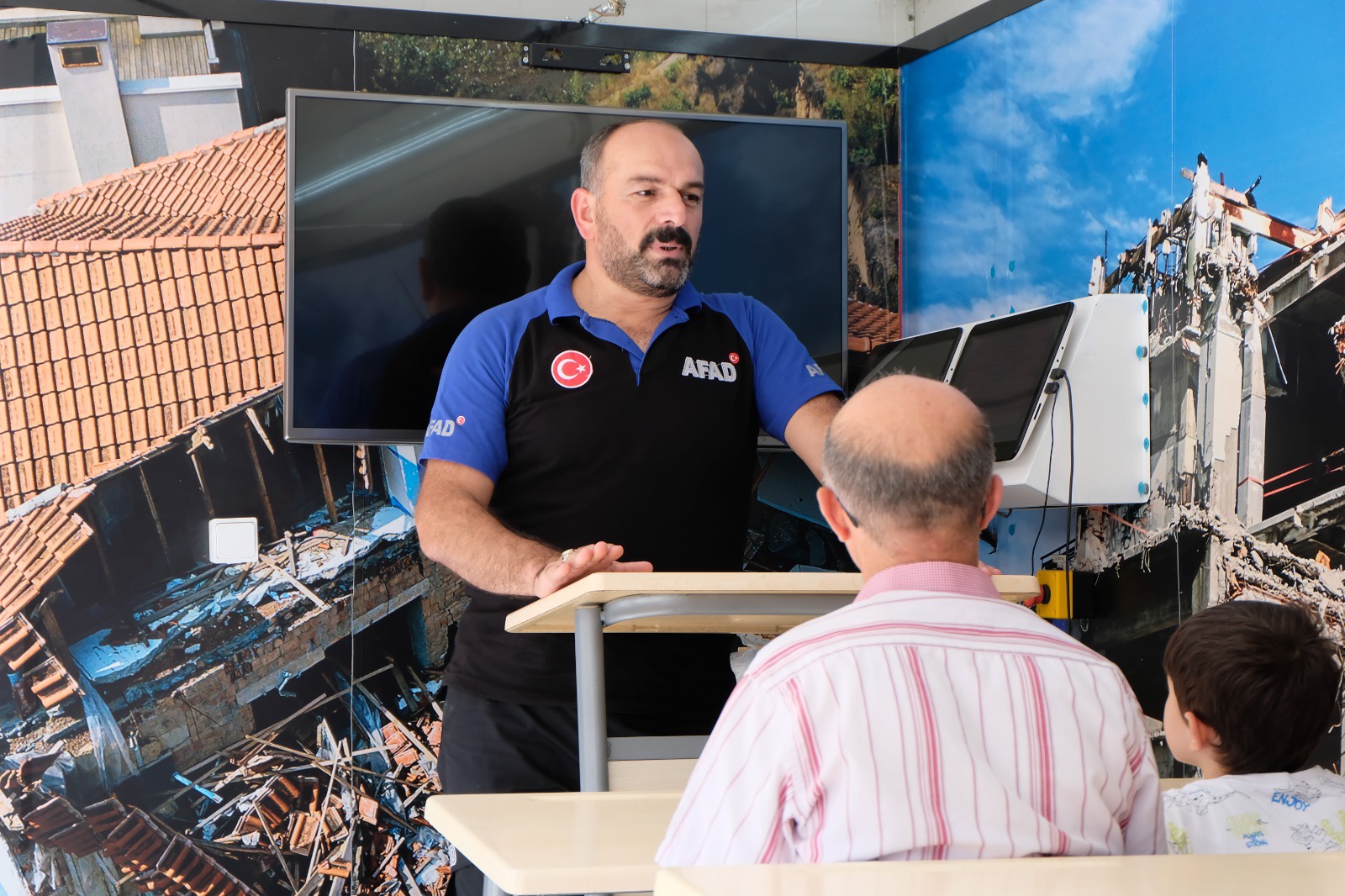 AFAD Simülasyon Tırı Gümüşhane’de 1