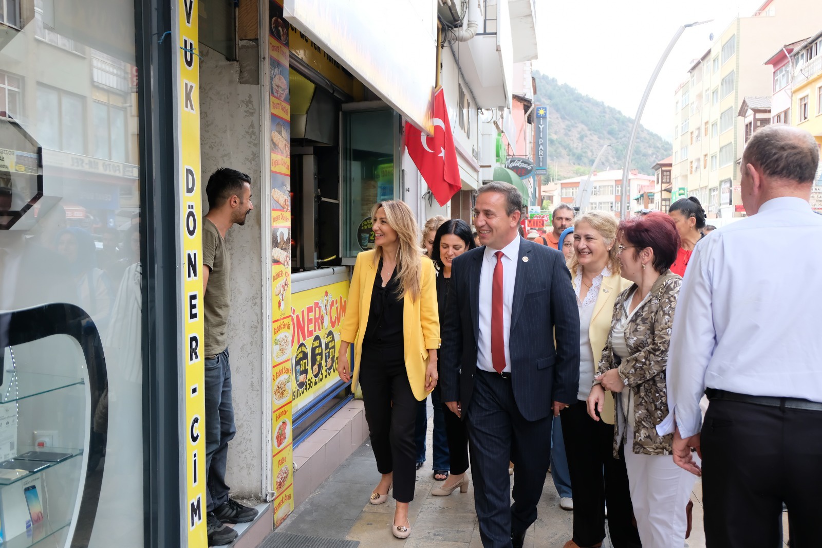 CHP Kadın Kolları Genel Başkanı Nazlıaka Gümüşhane’de 10