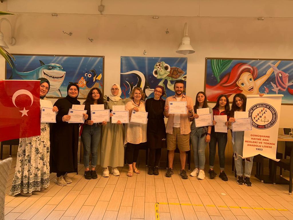 Hayme Ana Mesleki ve Teknik Anadolu Lisesi Avrupa’da stajda 6