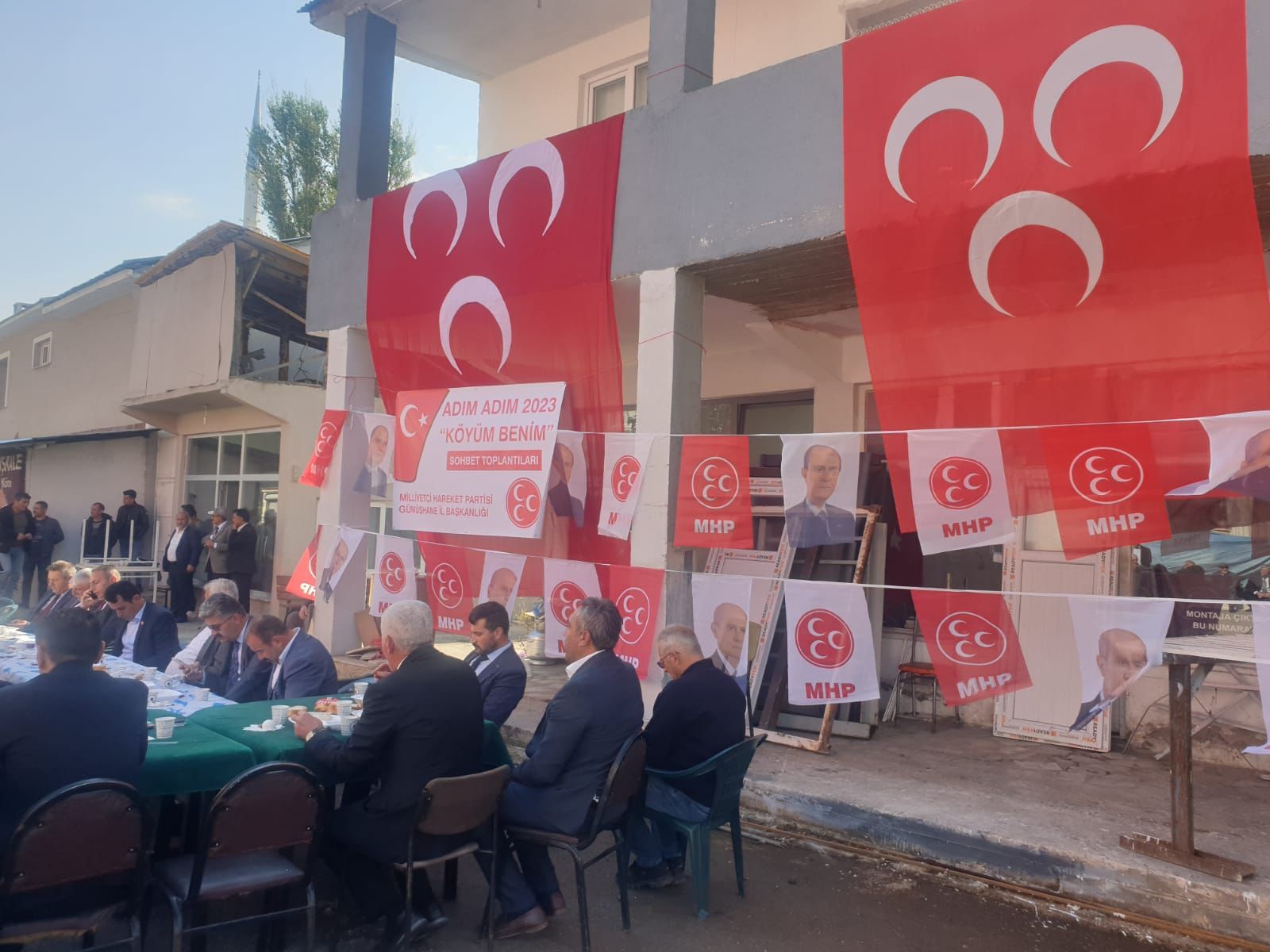MHP’den ‘Köyüm Benim’ programı 16