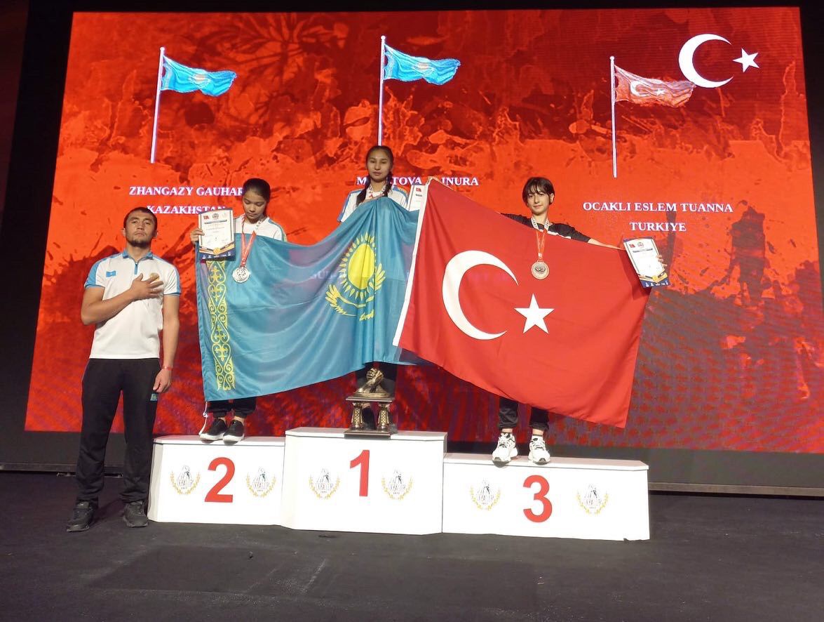 Bilekçilerimiz dünyanın bileğini bükmeye devam ediyor 2