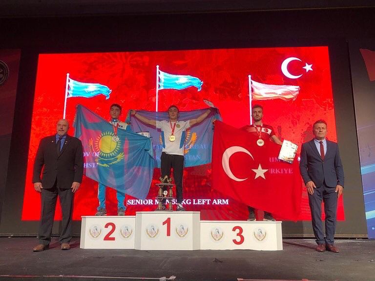 Bilekçilerimiz dünyanın bileğini bükmeye devam ediyor 1