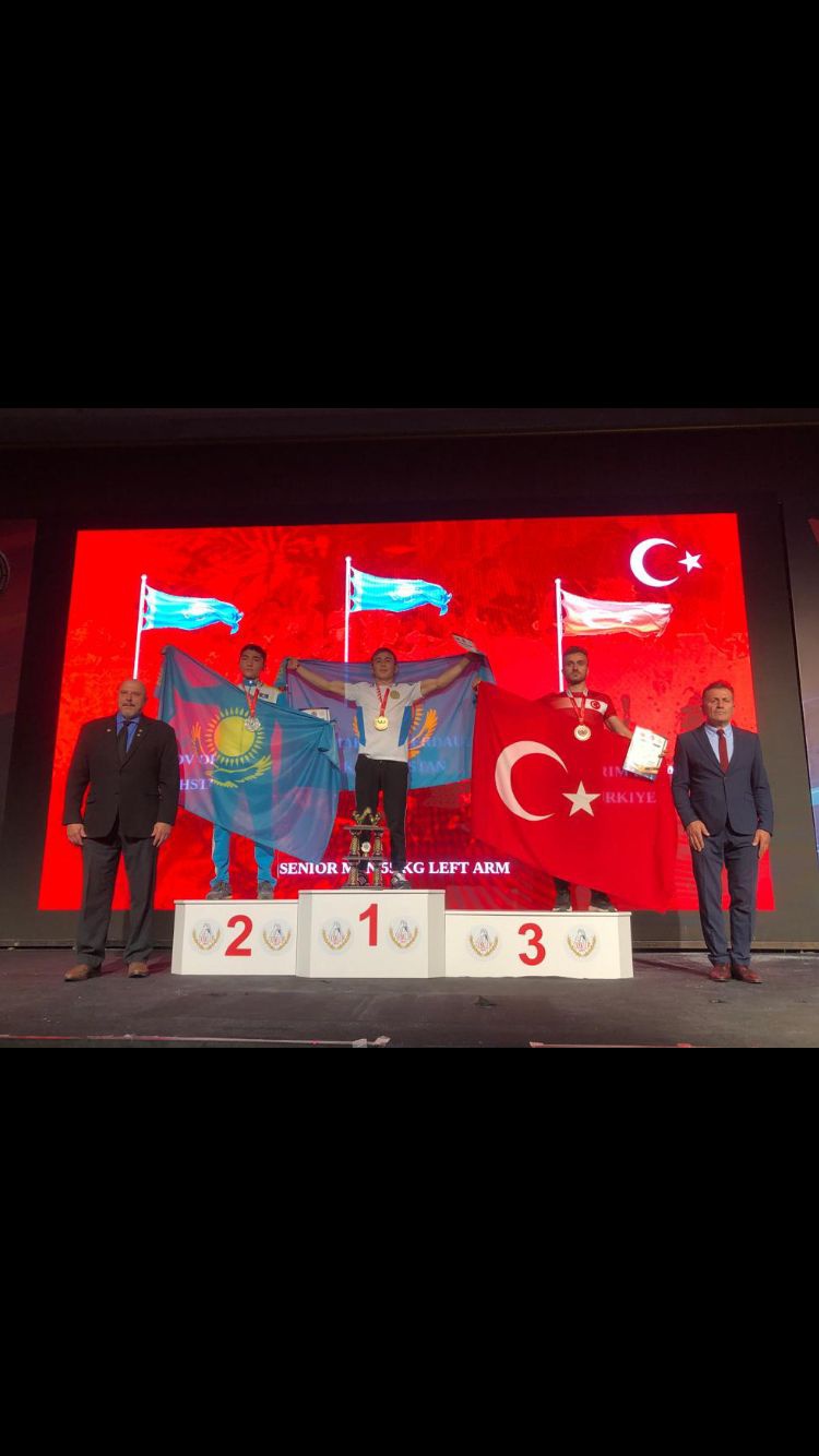 Bilekçilerimiz dünyanın bileğini bükmeye devam ediyor 12