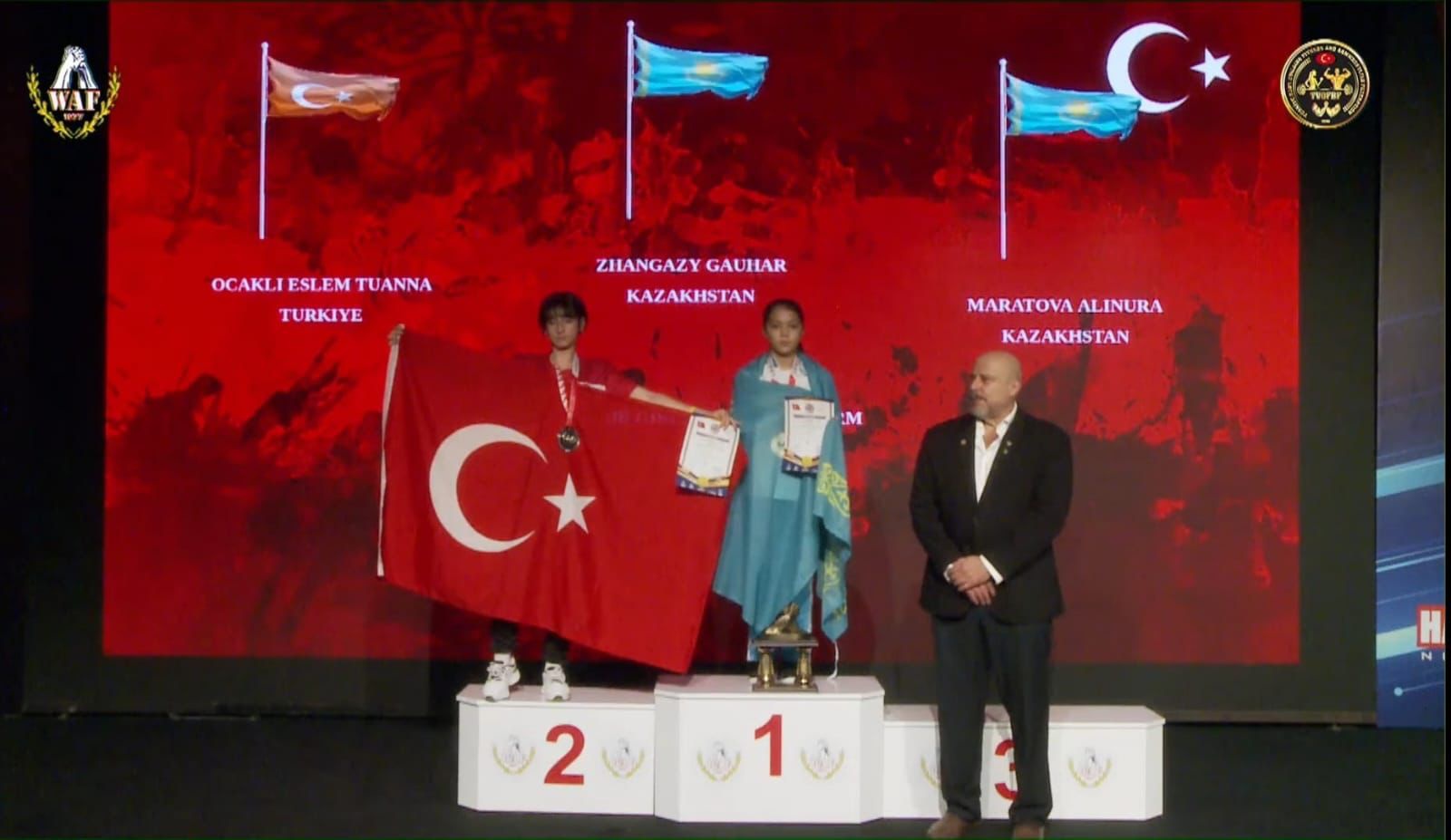 Bilekçilerimiz dünyanın bileğini bükmeye devam ediyor 9