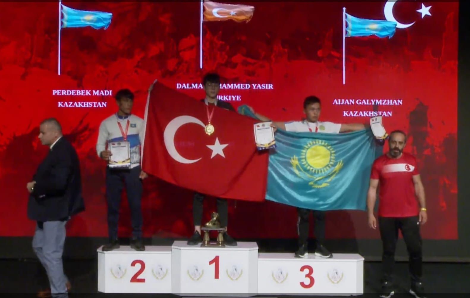 Bilekçilerimiz dünyanın bileğini bükmeye devam ediyor 6