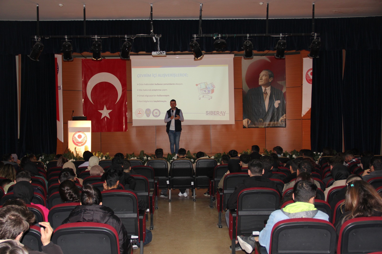 Üniversite öğrencilerine Siberay Farkındalık etkinliği 5