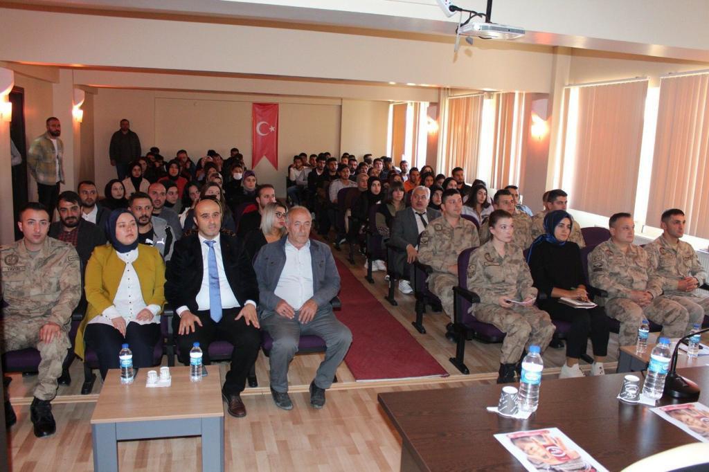 Köse MYO’da kadına yönelik şiddetle mücadele semineri 6