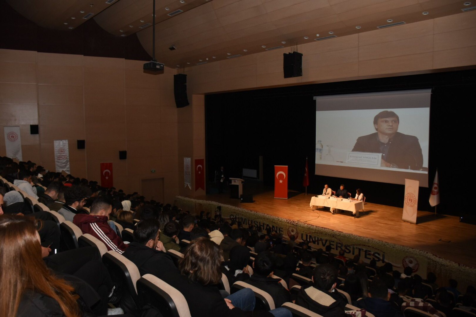 Ertuğrul Sağlam: Şu anda Türk futbolu gömülmeyi bekliyor 3