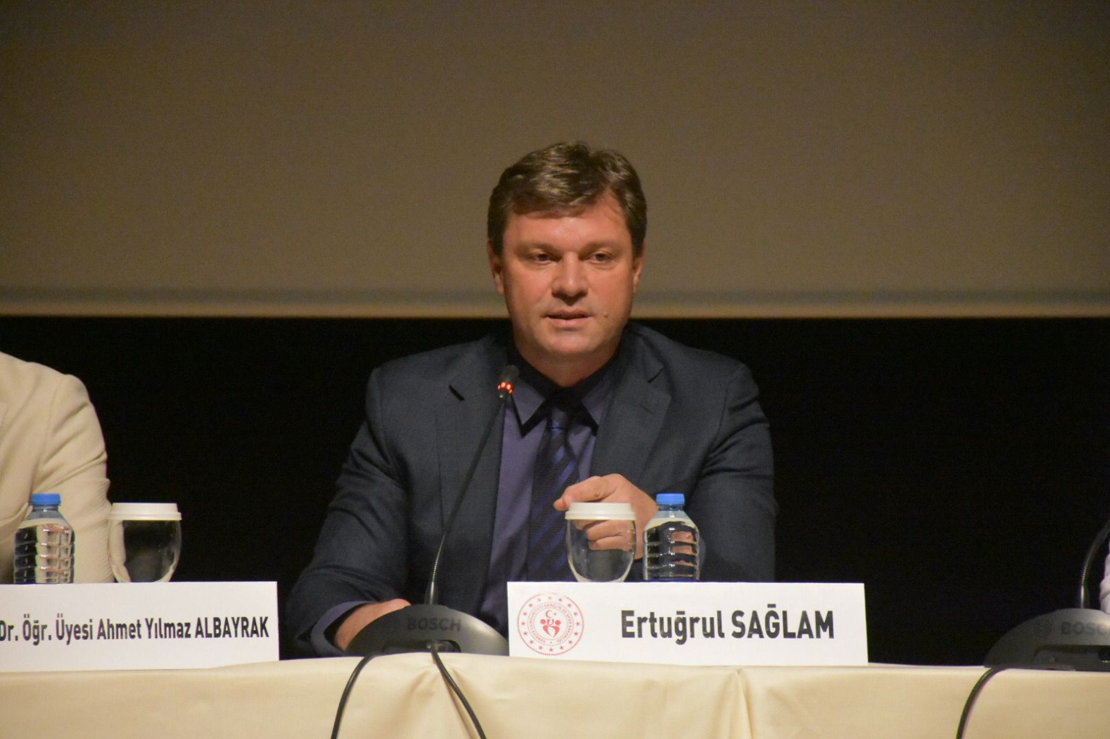 Ertuğrul Sağlam: Şu anda Türk futbolu gömülmeyi bekliyor 4