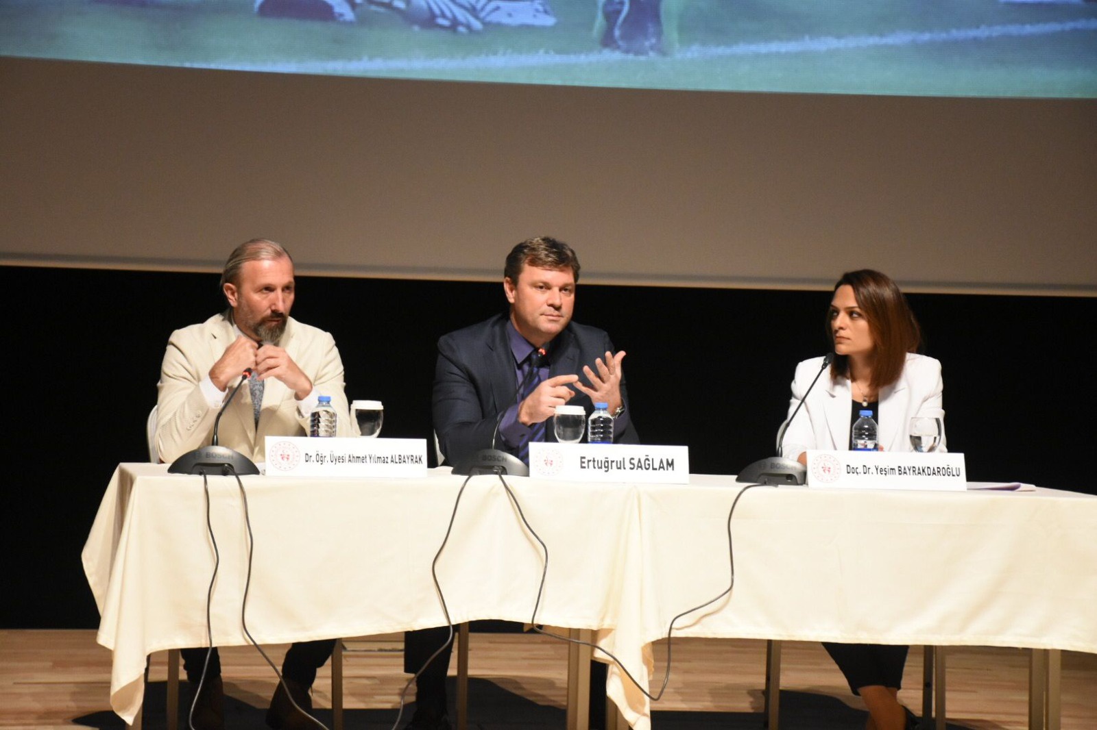 Ertuğrul Sağlam: Şu anda Türk futbolu gömülmeyi bekliyor 2