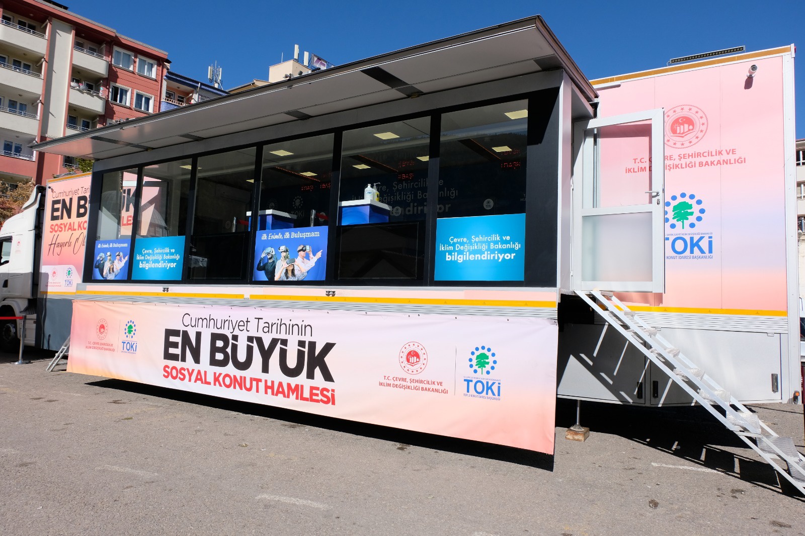 “İlk Evim, İlk İş Yerim, İlk Arsam” tanıtım tırı Gümüşhane’de 5