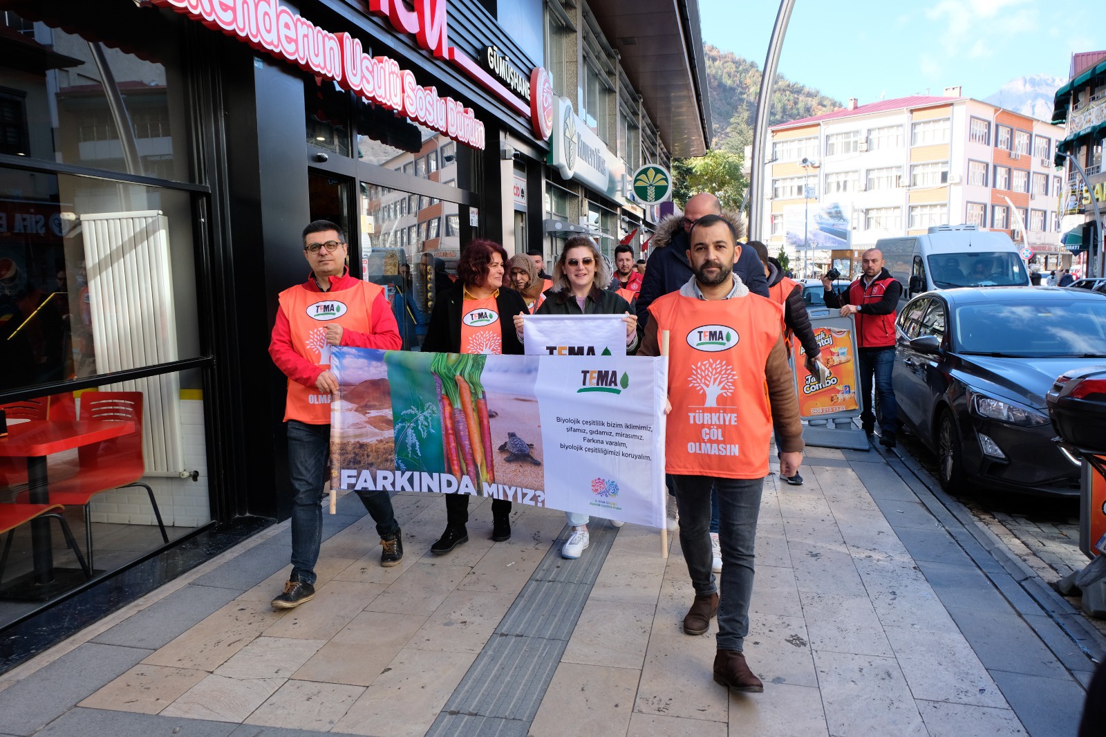 TEMA Gümüşhane erozyonla mücadele için yürüdü 4