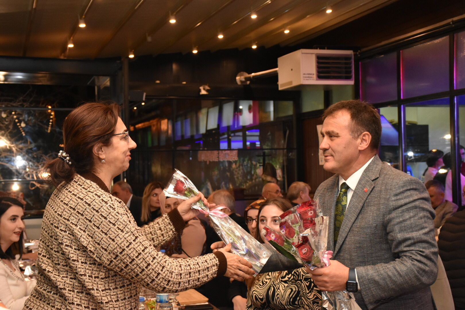 Öğretmenler yemekte buluştu 6