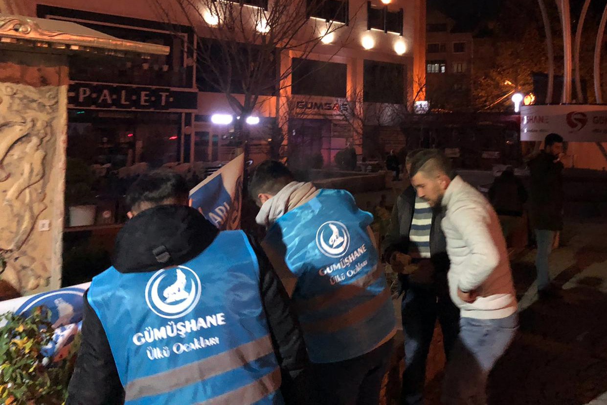 Ülkü Ocaklarından madencilere sıcak çorba ikramı 4