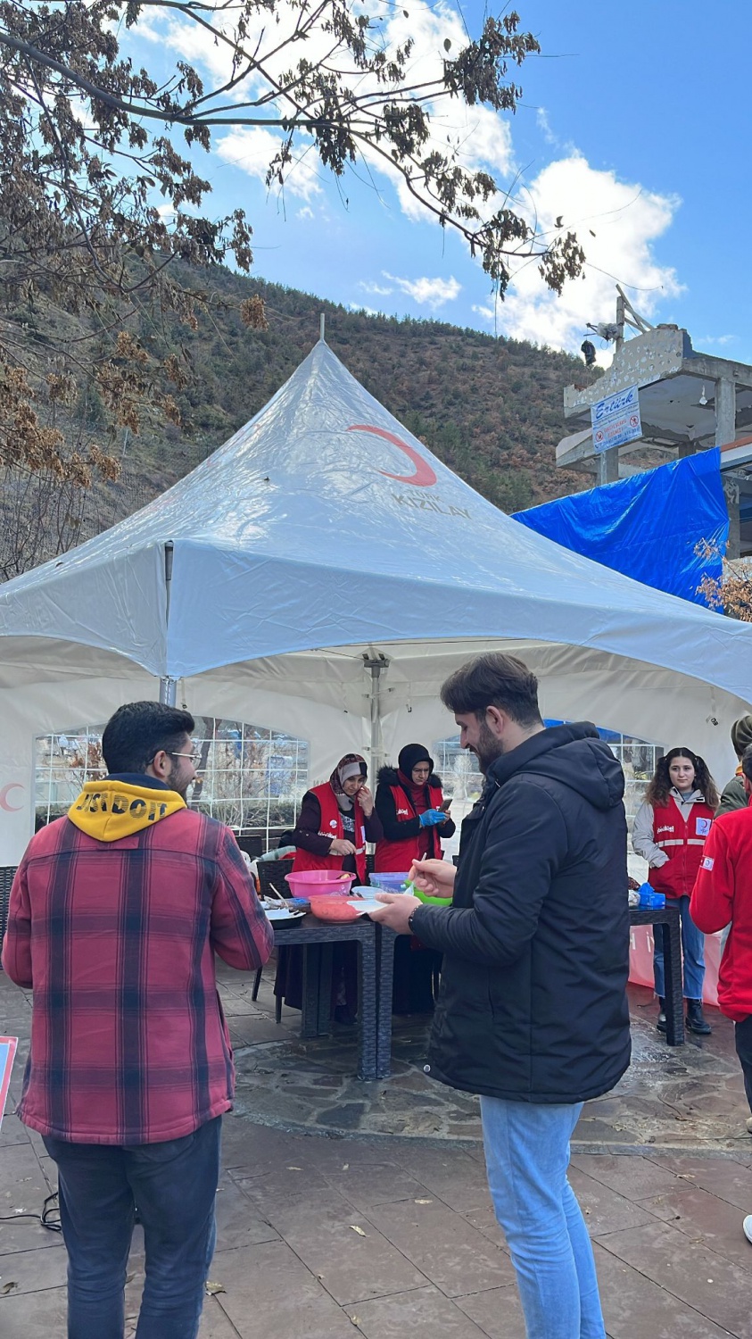Kızılay’dan kermes 1