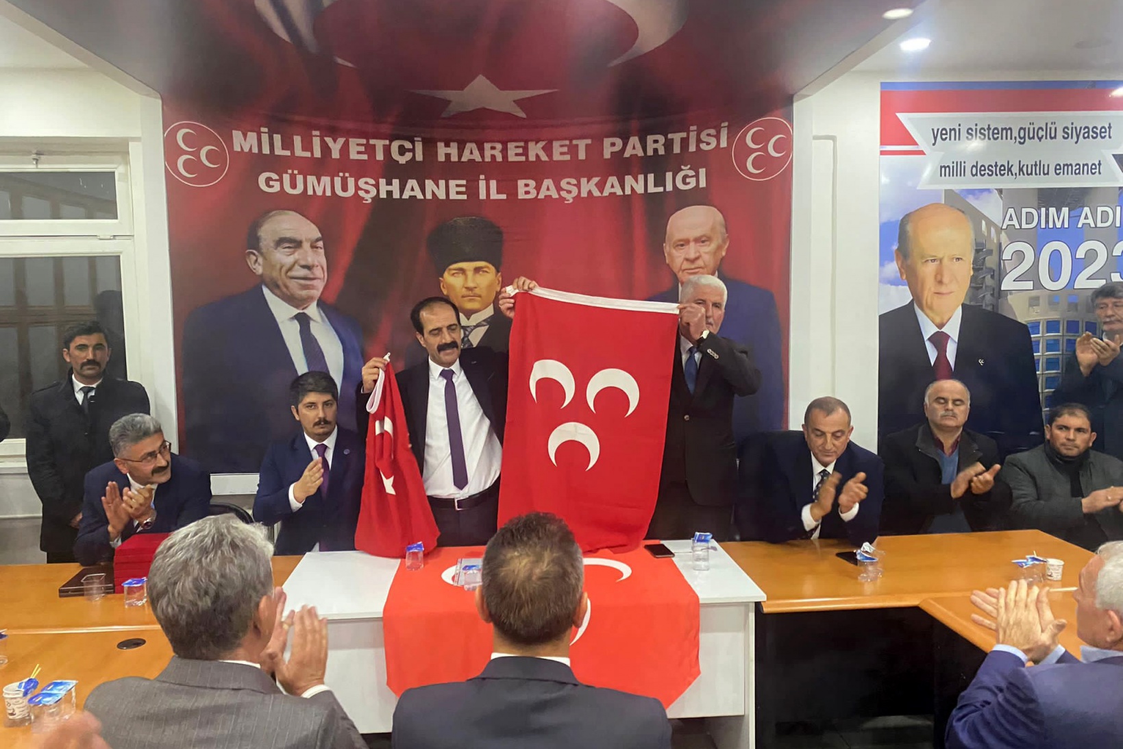 MHP’de devir teslim töreni yapıldı 9