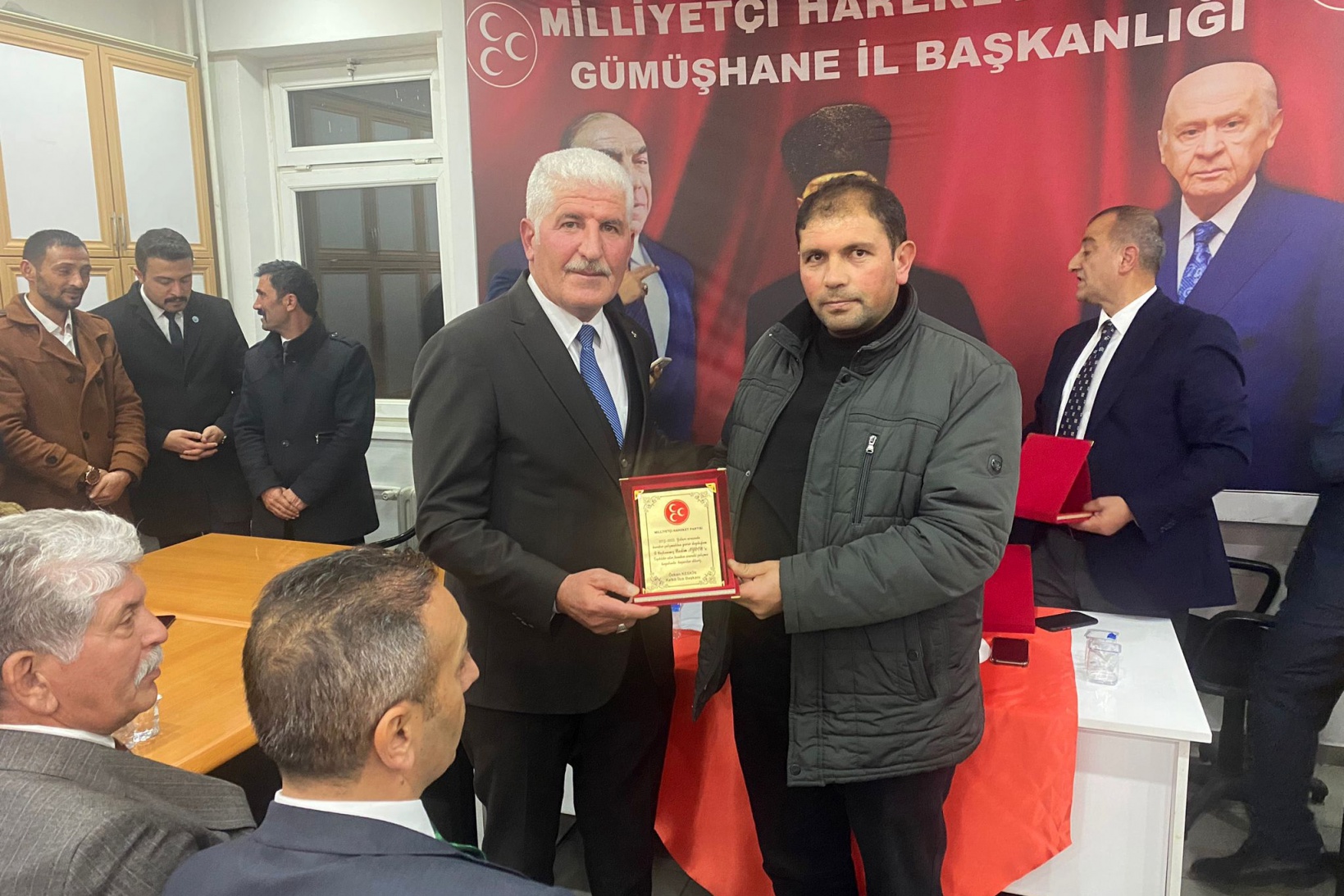 MHP’de devir teslim töreni yapıldı 11