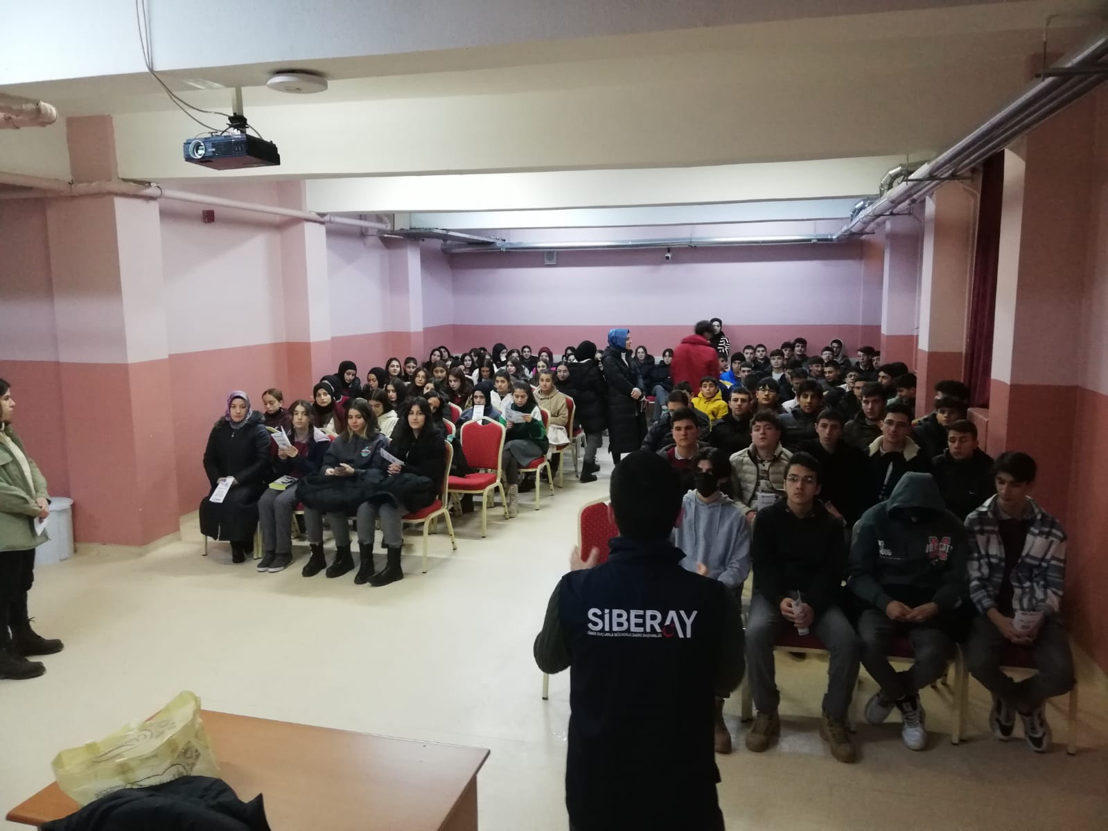 Liselilere Siberay Farkındalık projesi anlatıldı 4