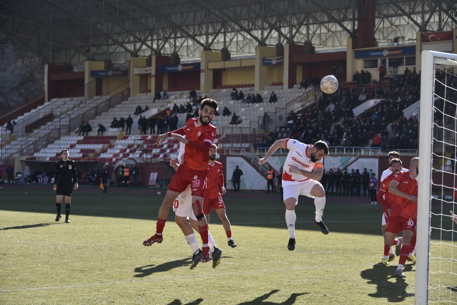 Gümüş evinde güldü: 1-0 2