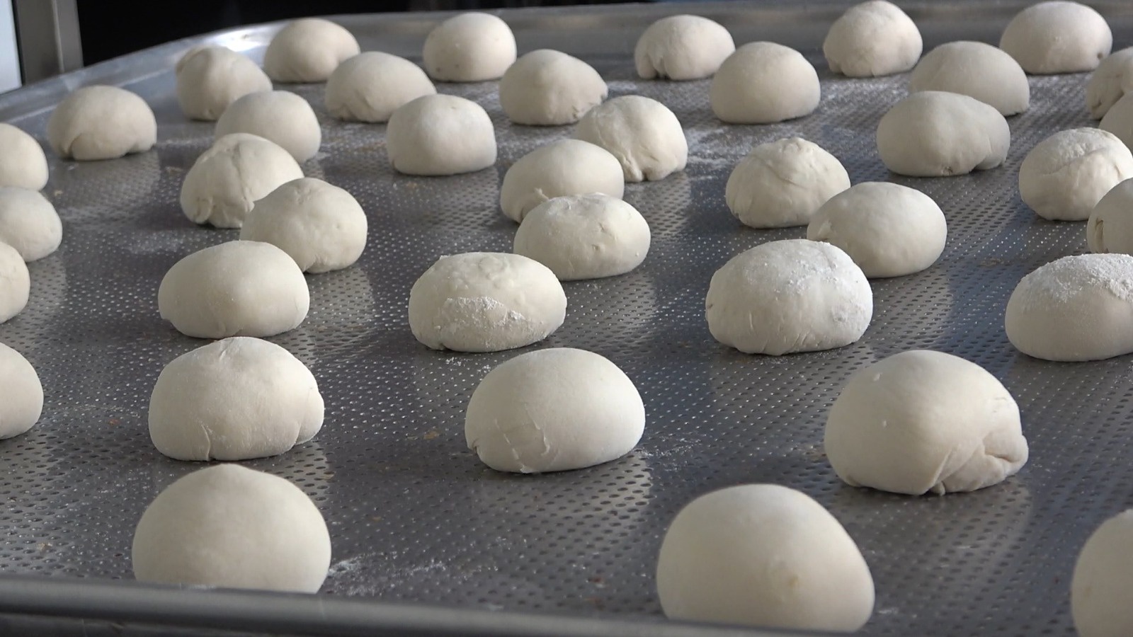 Hayme Ana depremzedeler için ekmek üretim merkezi oldu 3