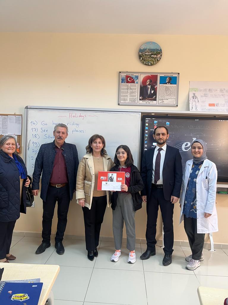 Dereceye giren öğrenciler ödüllerini aldı 2
