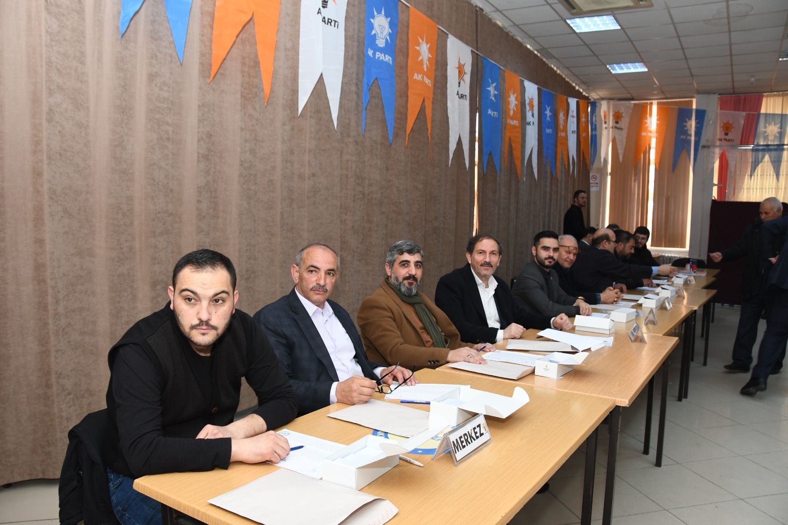 AK Parti’de temayül yoklaması yapıldı 8