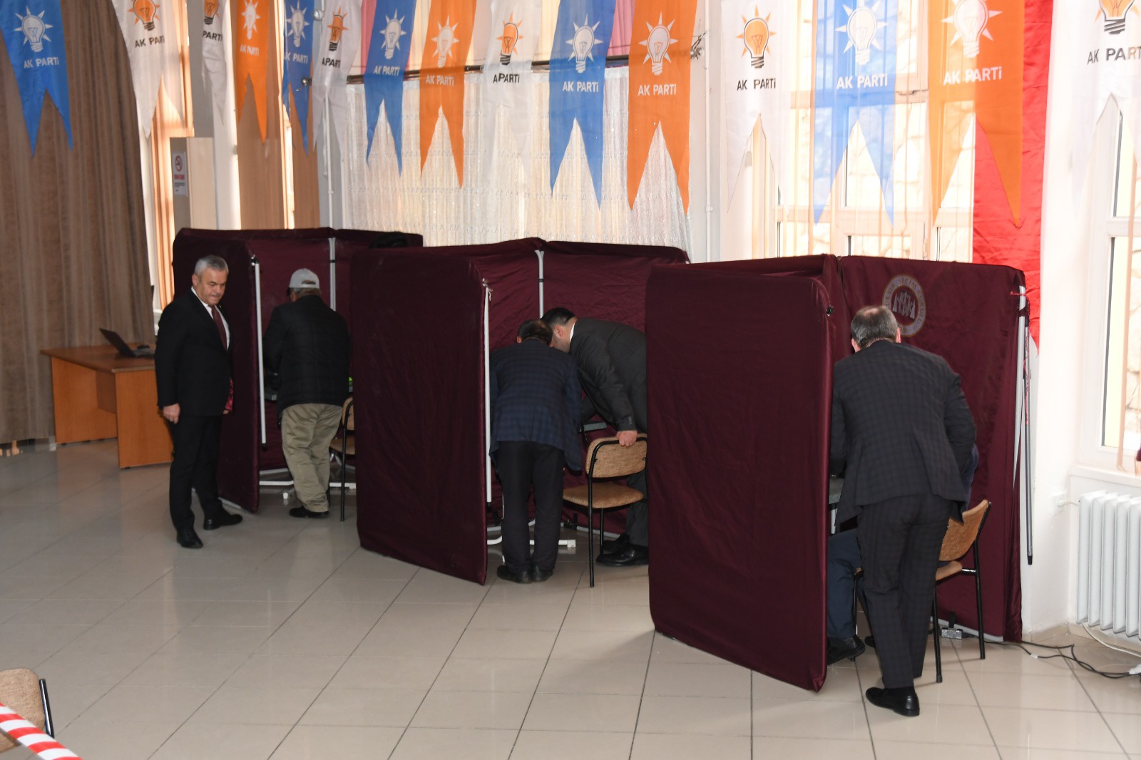 AK Parti’de temayül yoklaması yapıldı 2