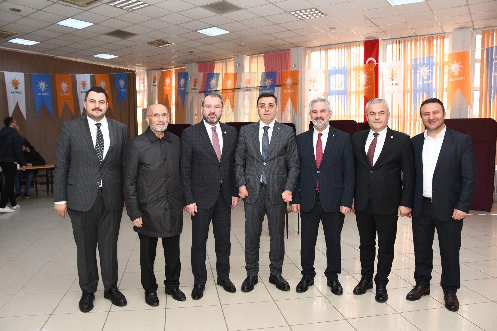 AK Parti’de temayül yoklaması yapıldı 4