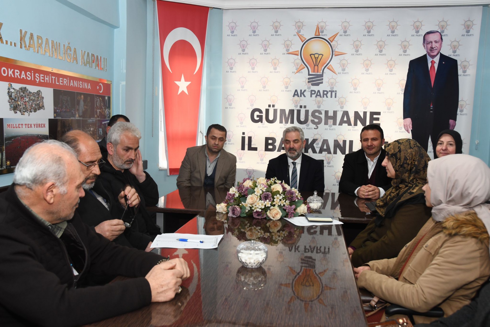 Erdoğdu, ilk toplantıda görev dağılımını yaptı 2