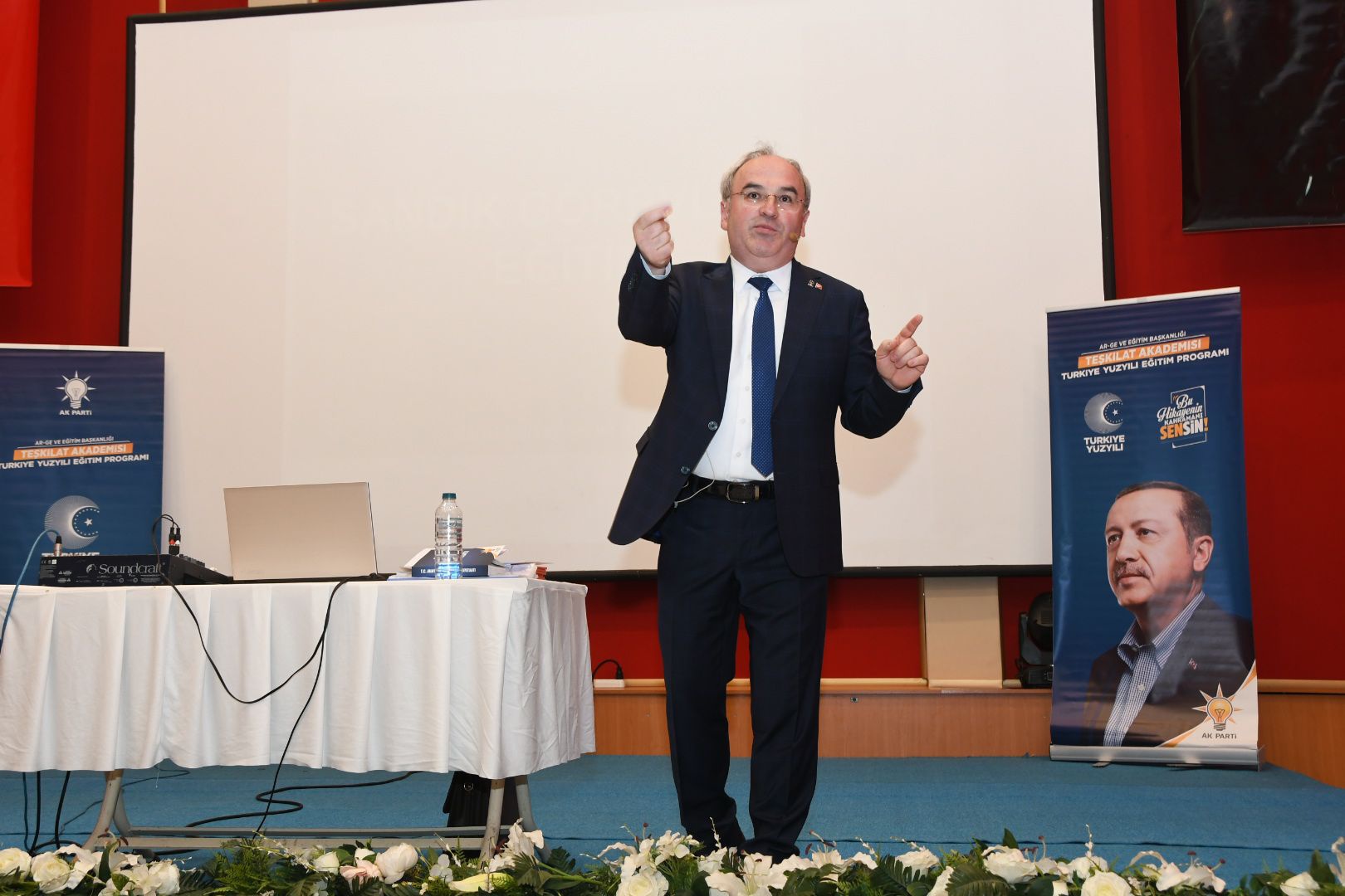 Çimen: AK Parti dolu dizgin zafere koşuyor 2