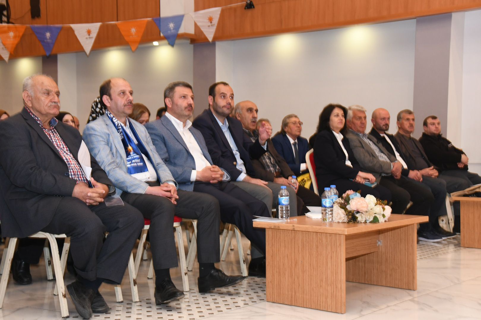 Çimen: AK Parti dolu dizgin zafere koşuyor 6