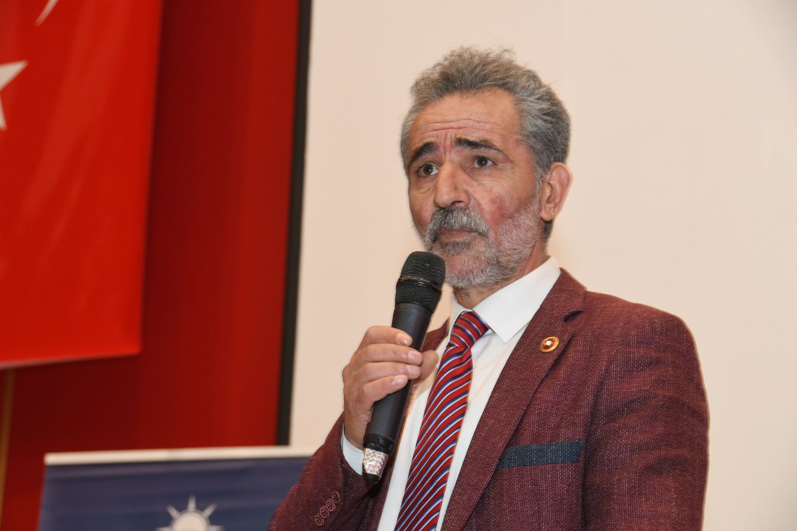 Çimen: AK Parti dolu dizgin zafere koşuyor 7