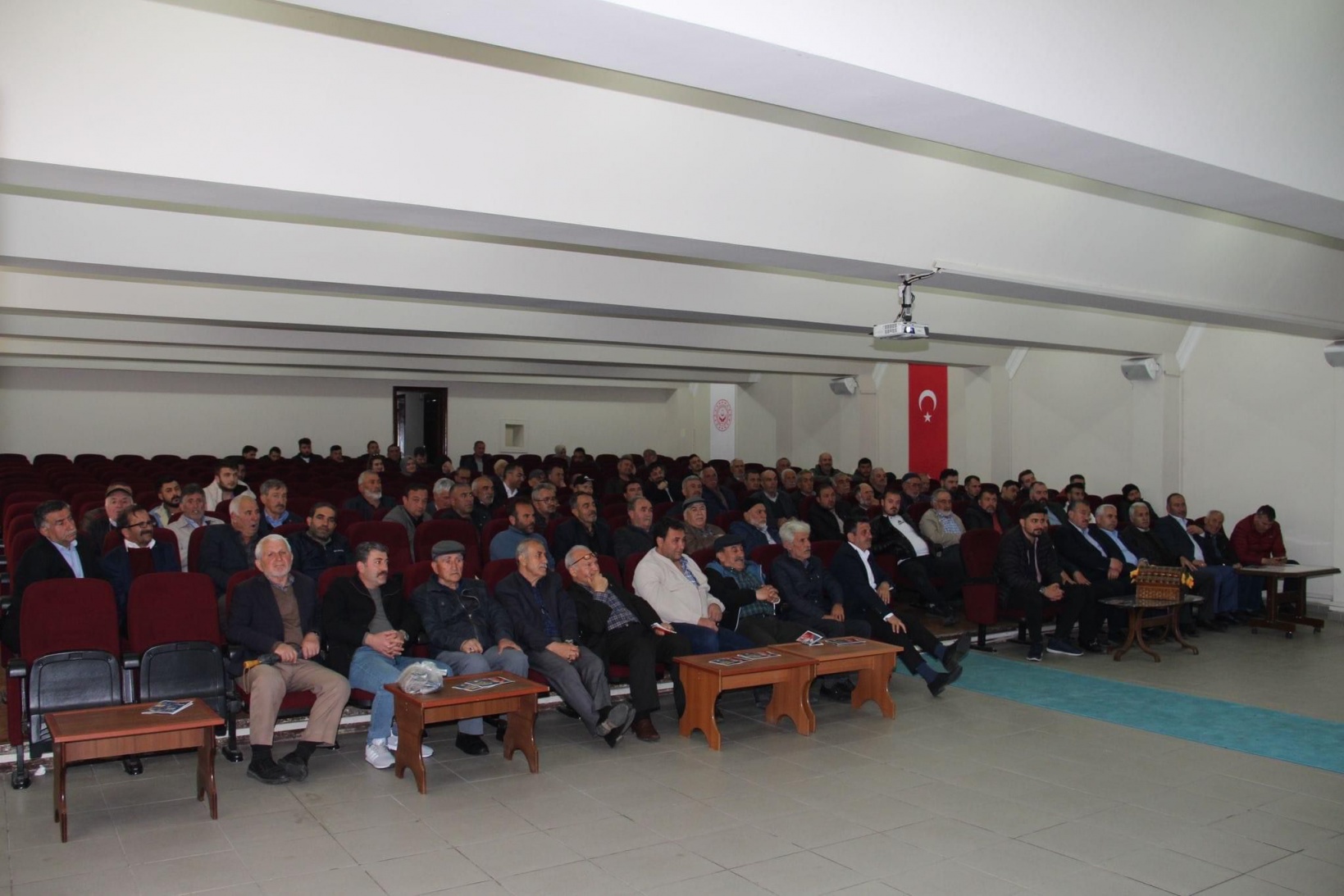 Çimen: AK Parti dolu dizgin zafere koşuyor 8