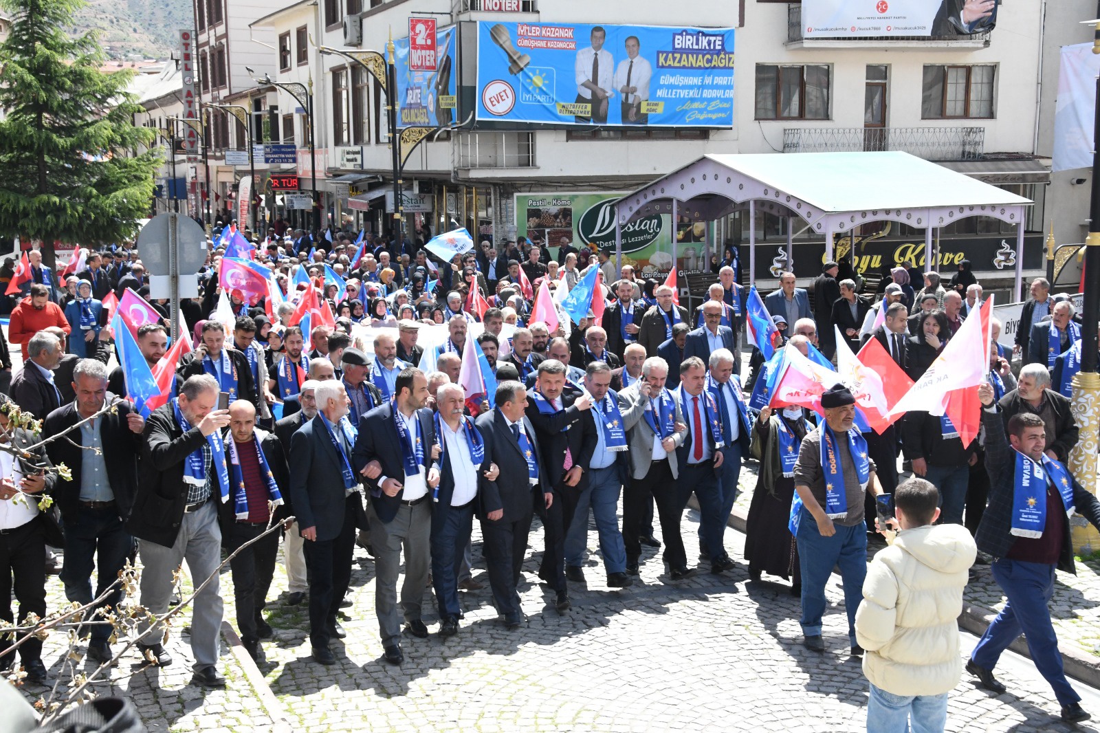 AK Parti gövde gösterisi yaptı  3