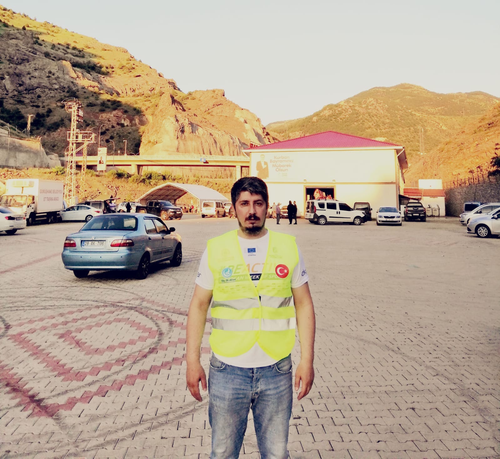 Ülkü Ocakları ihtiyaç sahipleri için 60 kurban kesti 2