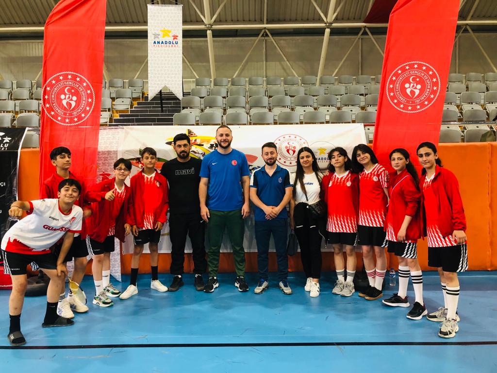 Badmintonda Türkiye çeyrek finallerindeyiz 11