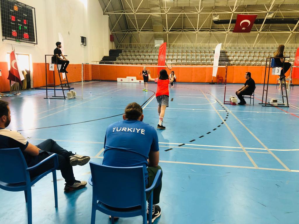 Badmintonda Türkiye çeyrek finallerindeyiz 2