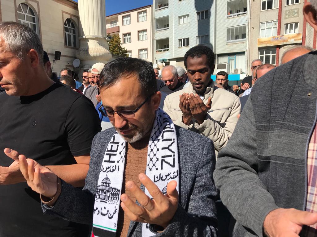 Gümüşhane Filistin için duada 6