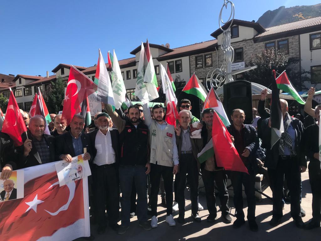 Gümüşhane’de Filistin’e destek yürüyüşü düzenlendi 6