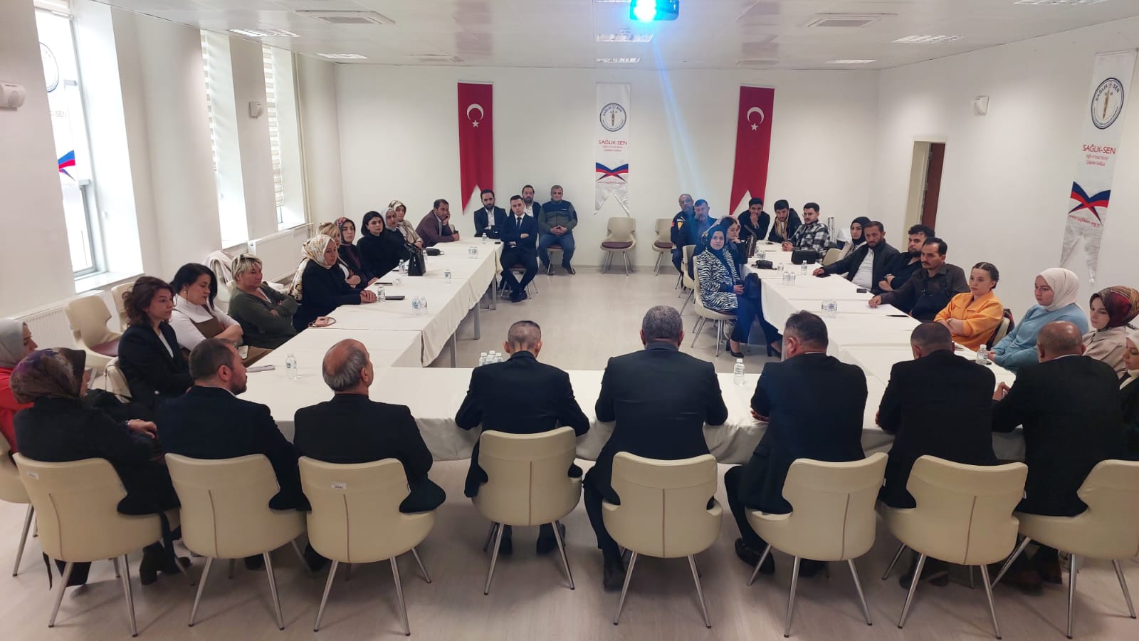 Sağlık-Sen İl Divan Toplantısı yapıldı 13
