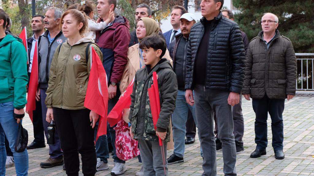 Türk Eğitim-Sen Cumhuriyetin 100. Yılında Atatürk Anıtına çelenk bıraktı 8