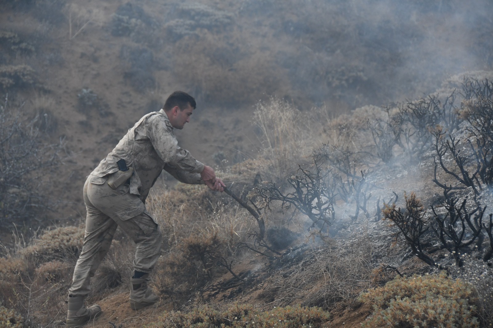 Gümüşhane'deki örtü yangınında 5 hektarlık alan zarar gördü 8