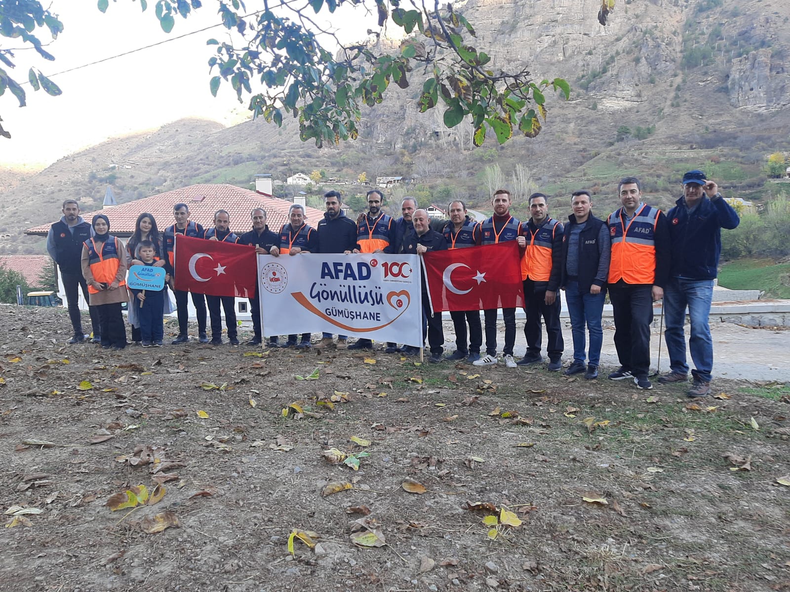 AFAD gönüllülerinden 100.yıl yürüyüşü 12