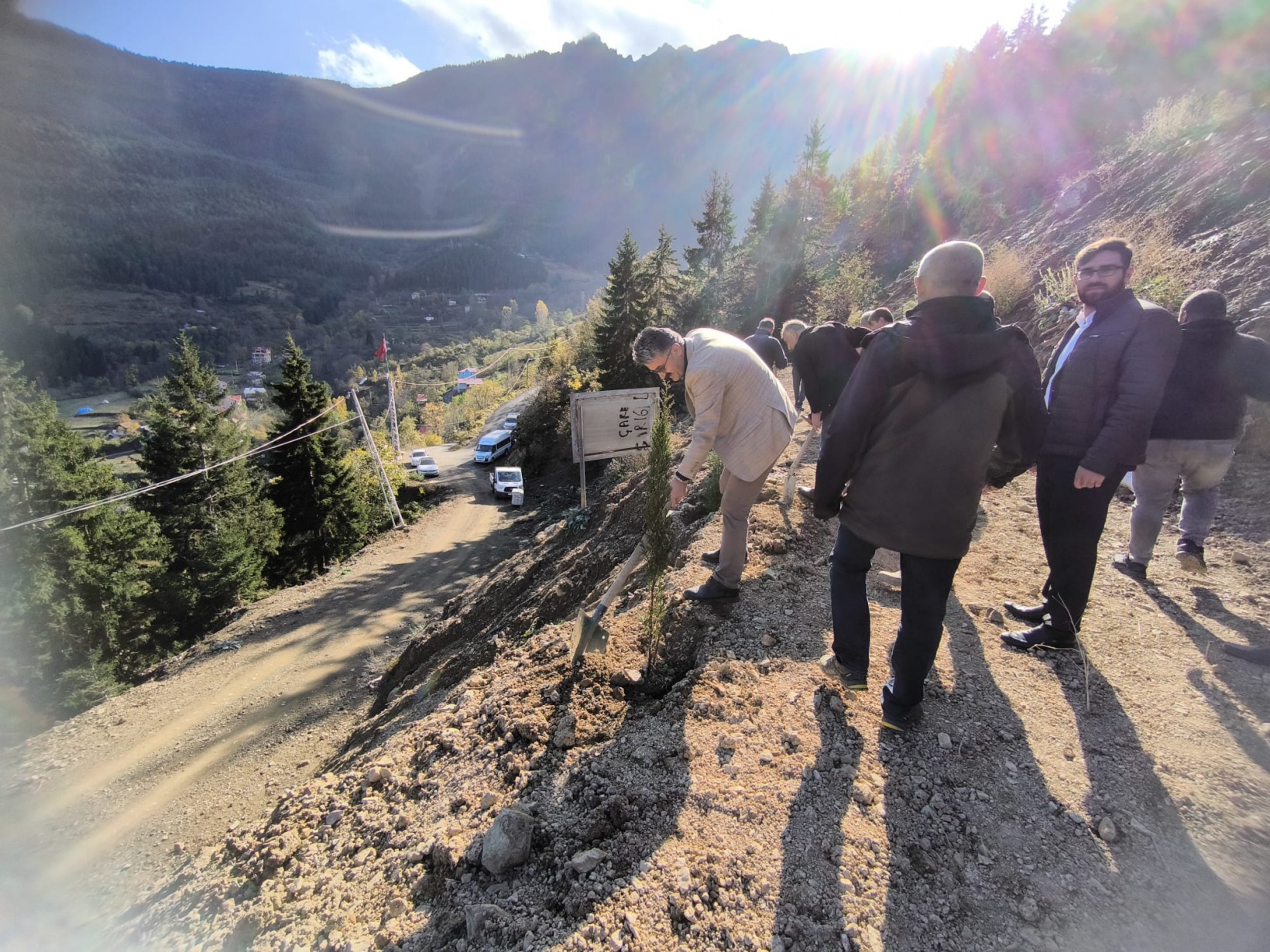 İsmail Demir’in adı köyündeki fidanlıkta yaşatılacak 3