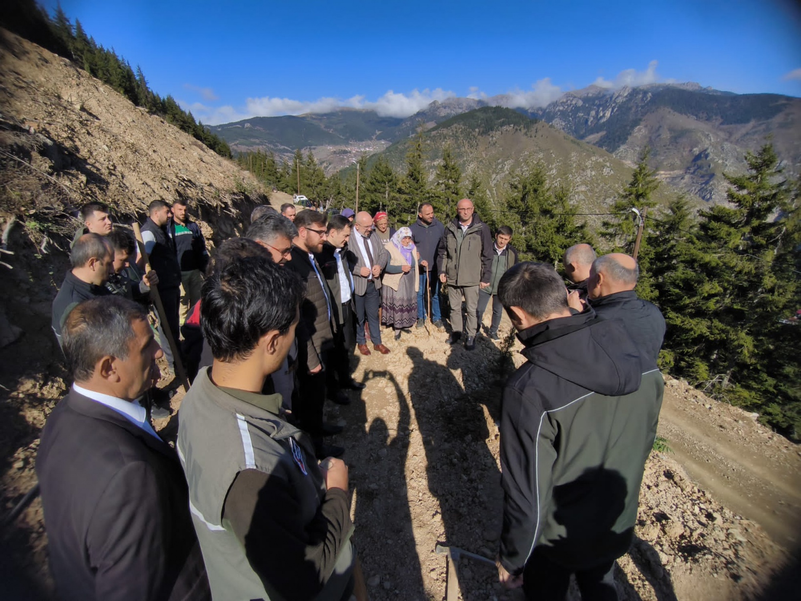 İsmail Demir’in adı köyündeki fidanlıkta yaşatılacak 7